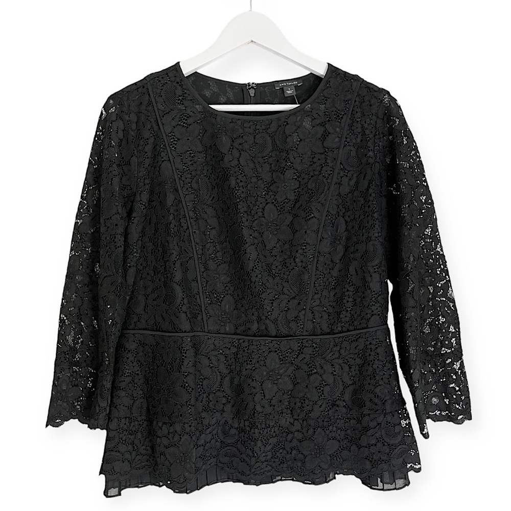 NWT Ann Taylor Women’s Lace Overlay 3/4 Bell Sleeve Top Black Size Small